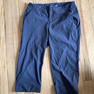 Columbia size 4 Capri pants